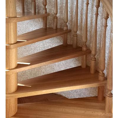 Винтовая лестница на центральной стойке ЛМ 40