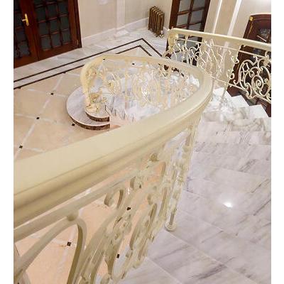 Лестница из мрамора с резными перилами из бука ЛМ 10