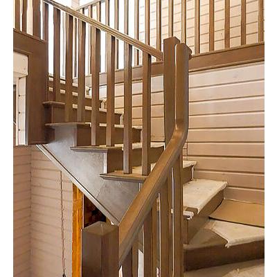 Лестница из массива ясеня ЛМ 08